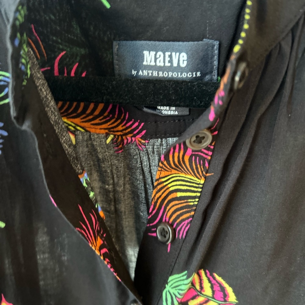 Maeve for Anthropologie button front pop-over blouse - Picture 3 of 10